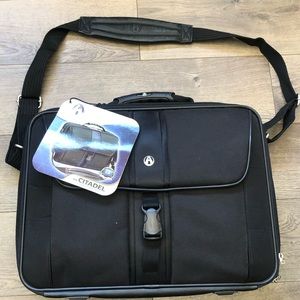 NWT - Avenues Citadel Commuter Case